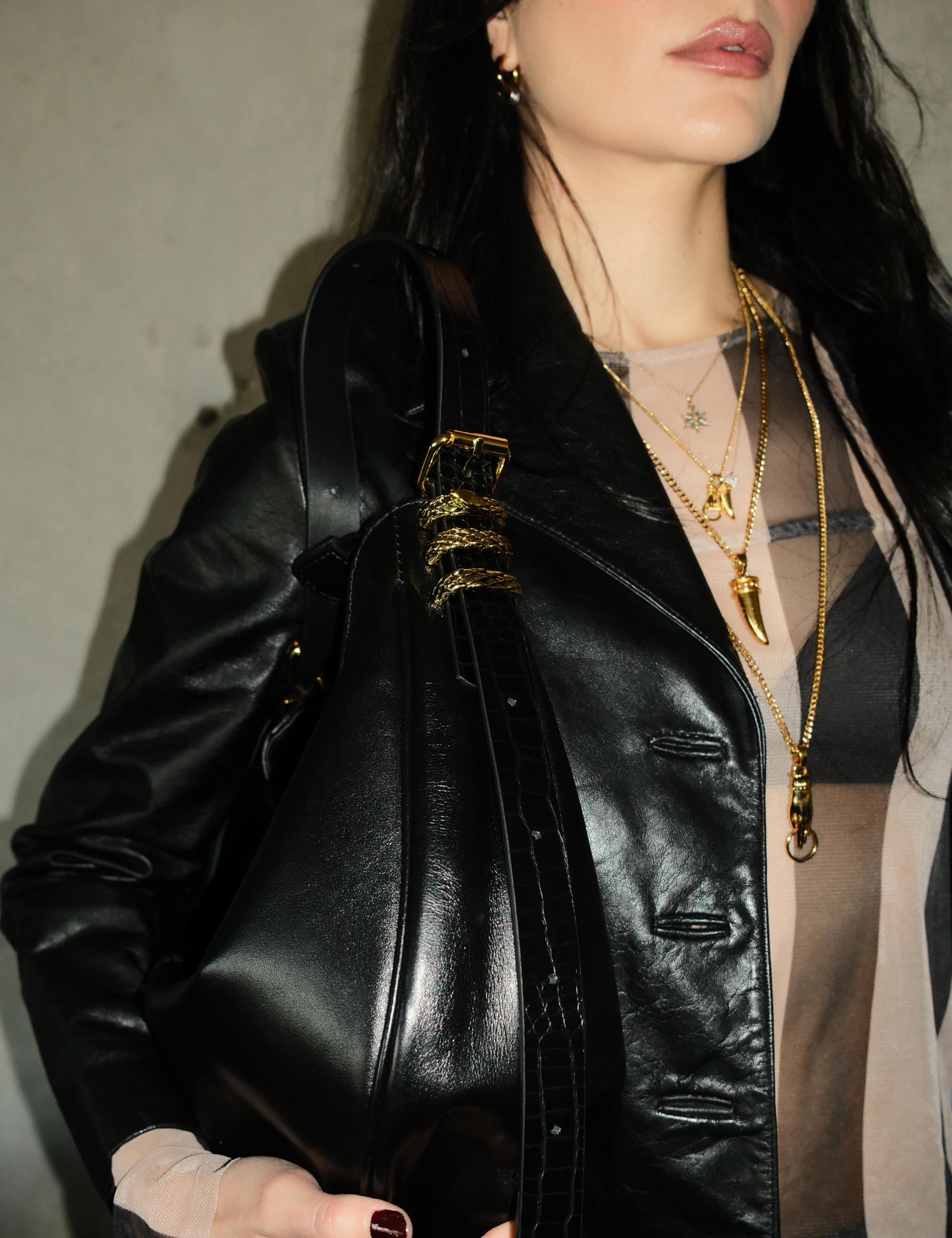 The Maxi Hobo Oracle Hiss Bag Black Smooth